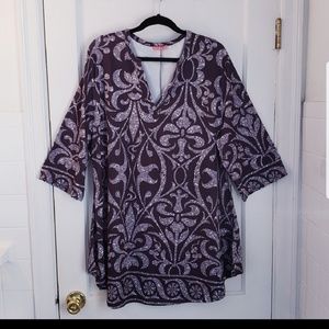 Beautiful NWOT black 4X tunic